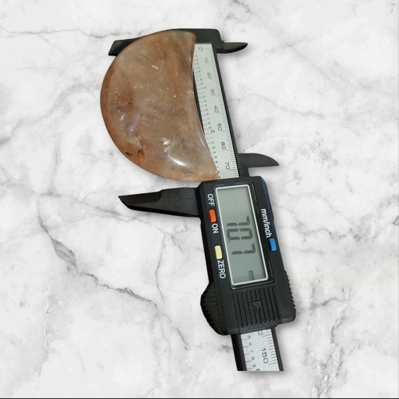 Stunning Fire Quartz Moon - Picture 7 of 7